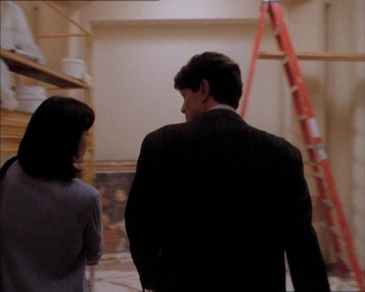 Charmed-Online_dot_net-1x02IveGotYouUnderMySkin1847.jpg Charmed-Online_dot_net-1x02IveGotYouUnderMySkin1847.jpg