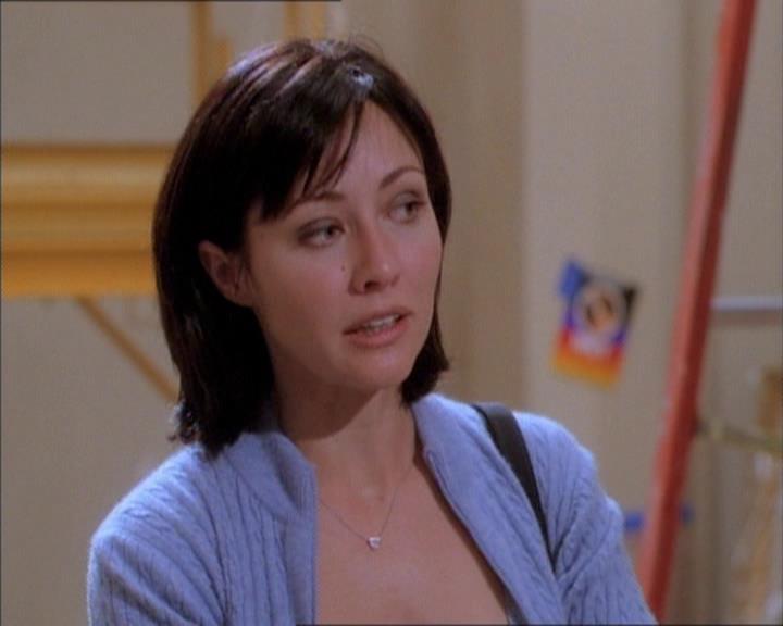 Charmed-Online_dot_net-1x02IveGotYouUnderMySkin1868.jpg Charmed-Online_dot_net-1x02IveGotYouUnderMySkin1868.jpg