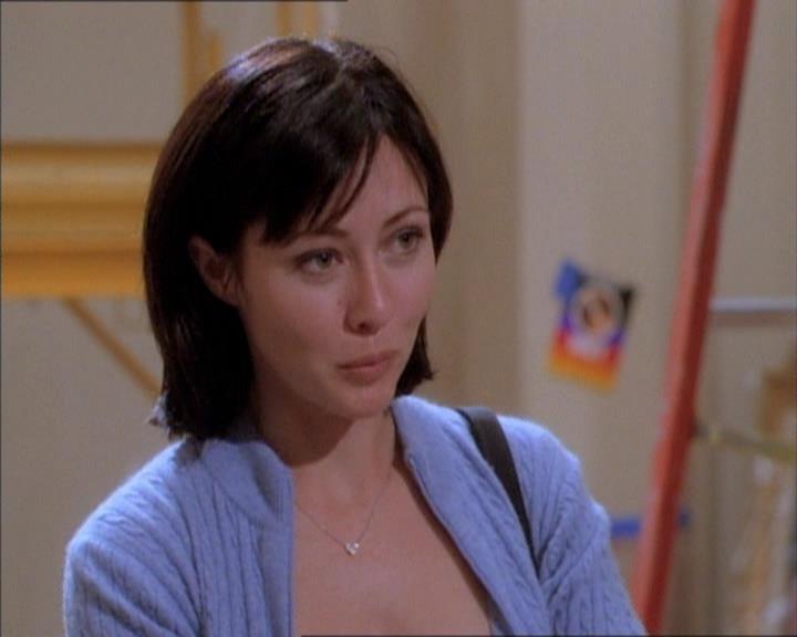 Charmed-Online_dot_net-1x02IveGotYouUnderMySkin1872.jpg Charmed-Online_dot_net-1x02IveGotYouUnderMySkin1872.jpg