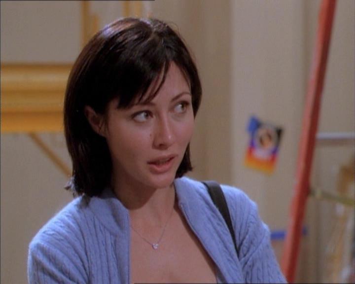 Charmed-Online_dot_net-1x02IveGotYouUnderMySkin1873.jpg Charmed-Online_dot_net-1x02IveGotYouUnderMySkin1873.jpg