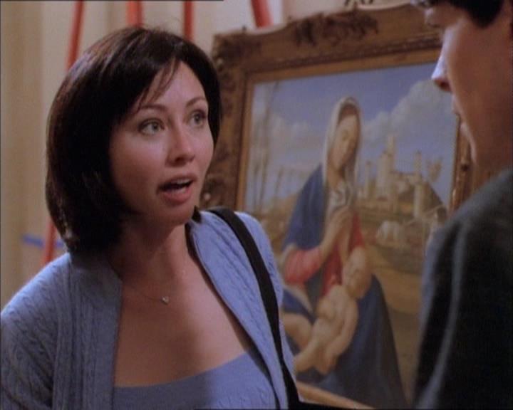 Charmed-Online_dot_net-1x02IveGotYouUnderMySkin1902.jpg