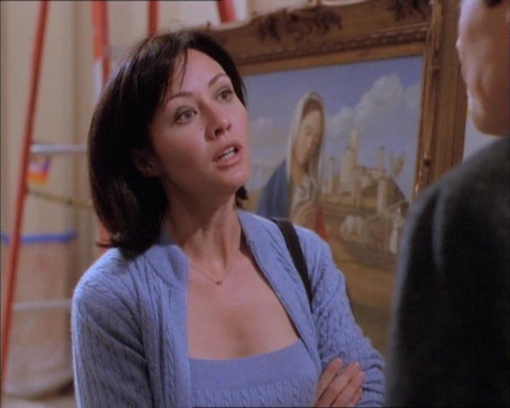 Charmed-Online_dot_net-1x02IveGotYouUnderMySkin1909.jpg