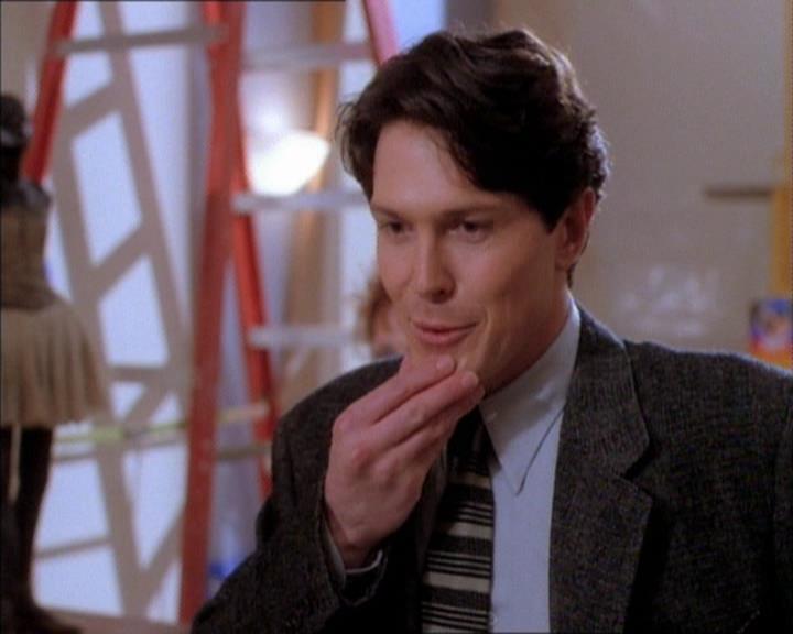 Charmed-Online_dot_net-1x02IveGotYouUnderMySkin1911.jpg Charmed-Online_dot_net-1x02IveGotYouUnderMySkin1911.jpg