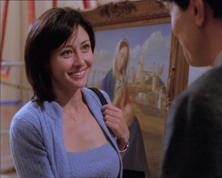 Charmed-Online_dot_net-1x02IveGotYouUnderMySkin1925.jpg Charmed-Online_dot_net-1x02IveGotYouUnderMySkin1925.jpg