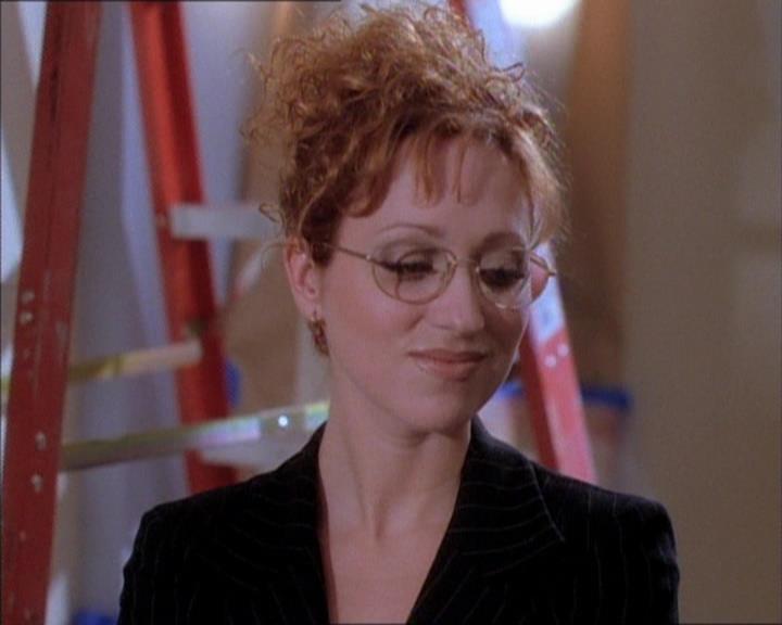 Charmed-Online_dot_net-1x02IveGotYouUnderMySkin1930.jpg Charmed-Online_dot_net-1x02IveGotYouUnderMySkin1930.jpg