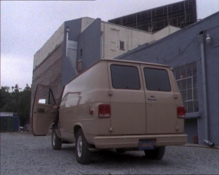 Charmed-Online_dot_net-1x02IveGotYouUnderMySkin1992.jpg Charmed-Online_dot_net-1x02IveGotYouUnderMySkin1992.jpg