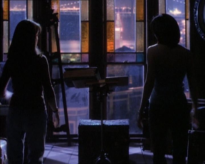 Charmed-Online_dot_net-1x02IveGotYouUnderMySkin2028.jpg Charmed-Online_dot_net-1x02IveGotYouUnderMySkin2028.jpg