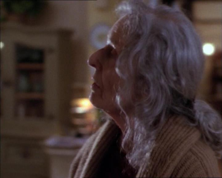 Charmed-Online_dot_net-1x02IveGotYouUnderMySkin2061.jpg Charmed-Online_dot_net-1x02IveGotYouUnderMySkin2061.jpg