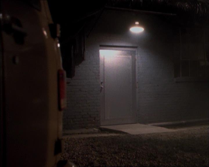 Charmed-Online_dot_net-1x02IveGotYouUnderMySkin2109.jpg Charmed-Online_dot_net-1x02IveGotYouUnderMySkin2109.jpg