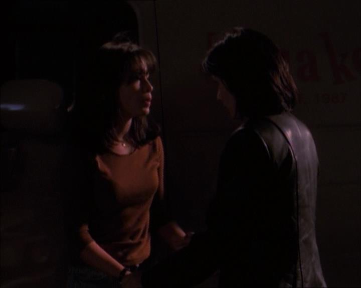 Charmed-Online_dot_net-1x02IveGotYouUnderMySkin2139.jpg Charmed-Online_dot_net-1x02IveGotYouUnderMySkin2139.jpg