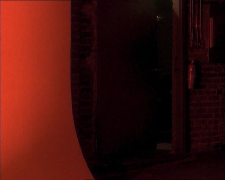 Charmed-Online_dot_net-1x02IveGotYouUnderMySkin2147.jpg Charmed-Online_dot_net-1x02IveGotYouUnderMySkin2147.jpg