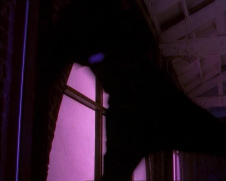 Charmed-Online_dot_net-1x02IveGotYouUnderMySkin2152.jpg Charmed-Online_dot_net-1x02IveGotYouUnderMySkin2152.jpg