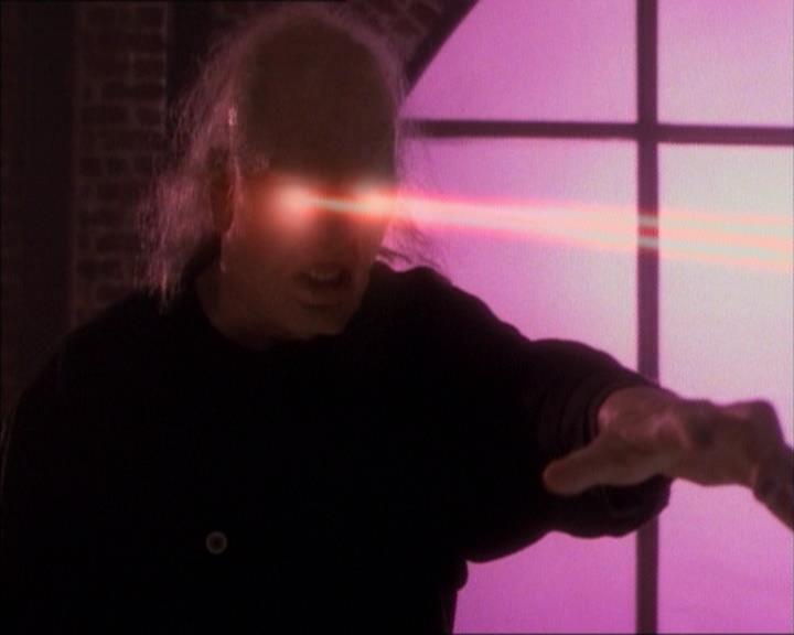 Charmed-Online_dot_net-1x02IveGotYouUnderMySkin2160.jpg Charmed-Online_dot_net-1x02IveGotYouUnderMySkin2160.jpg