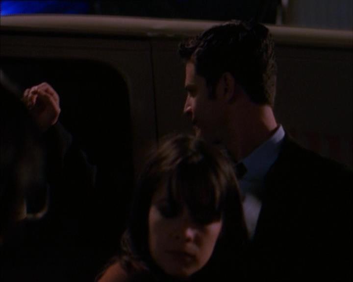 Charmed-Online_dot_net-1x02IveGotYouUnderMySkin2274.jpg Charmed-Online_dot_net-1x02IveGotYouUnderMySkin2274.jpg