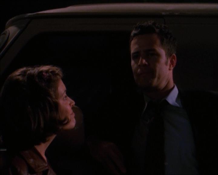 Charmed-Online_dot_net-1x02IveGotYouUnderMySkin2278.jpg Charmed-Online_dot_net-1x02IveGotYouUnderMySkin2278.jpg