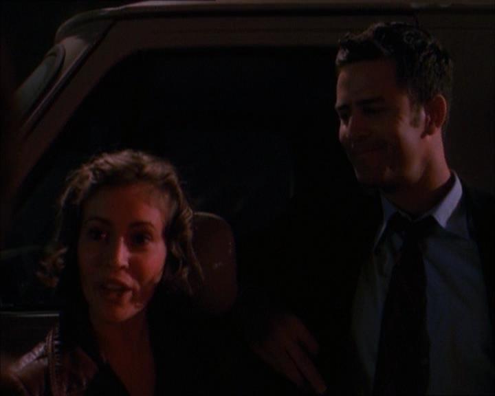 Charmed-Online_dot_net-1x02IveGotYouUnderMySkin2283.jpg Charmed-Online_dot_net-1x02IveGotYouUnderMySkin2283.jpg