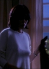 Charmed-Online_dot_net-1x02IveGotYouUnderMySkin0164.jpg