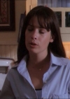 Charmed-Online_dot_net-1x02IveGotYouUnderMySkin0308.jpg