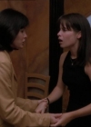 Charmed-Online_dot_net-1x02IveGotYouUnderMySkin1247.jpg