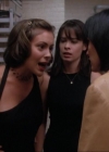 Charmed-Online_dot_net-1x02IveGotYouUnderMySkin1330.jpg