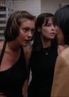 Charmed-Online_dot_net-1x02IveGotYouUnderMySkin1333.jpg