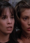 Charmed-Online_dot_net-1x02IveGotYouUnderMySkin1371.jpg