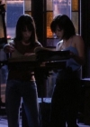 Charmed-Online_dot_net-1x02IveGotYouUnderMySkin2032.jpg