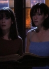 Charmed-Online_dot_net-1x02IveGotYouUnderMySkin2071.jpg