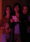 Charmed-Online_dot_net-1x02IveGotYouUnderMySkin2185.jpg