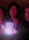 Charmed-Online_dot_net-1x02IveGotYouUnderMySkin2239.jpg