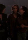 Charmed-Online_dot_net-1x02IveGotYouUnderMySkin2261.jpg