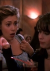 Charmed-Online_dot_net-1x02IveGotYouUnderMySkin2339.jpg