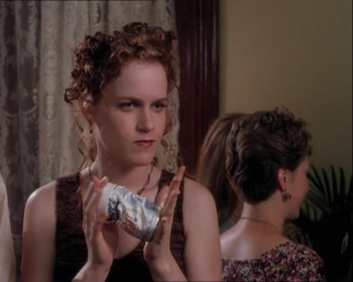 Charmed-Online_dot_net-1x03ThankYouForNotMorphing0075.jpg Charmed-Online_dot_net-1x03ThankYouForNotMorphing0075.jpg