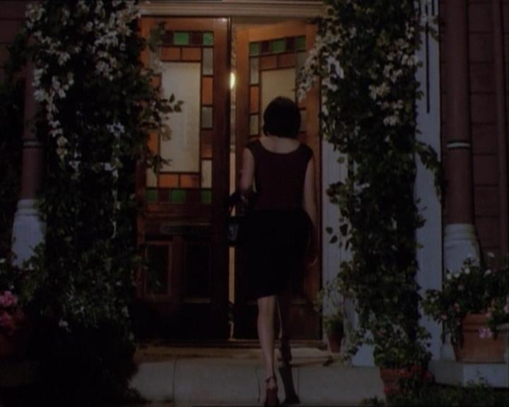 Charmed-Online_dot_net-1x03ThankYouForNotMorphing0198.jpg Charmed-Online_dot_net-1x03ThankYouForNotMorphing0198.jpg