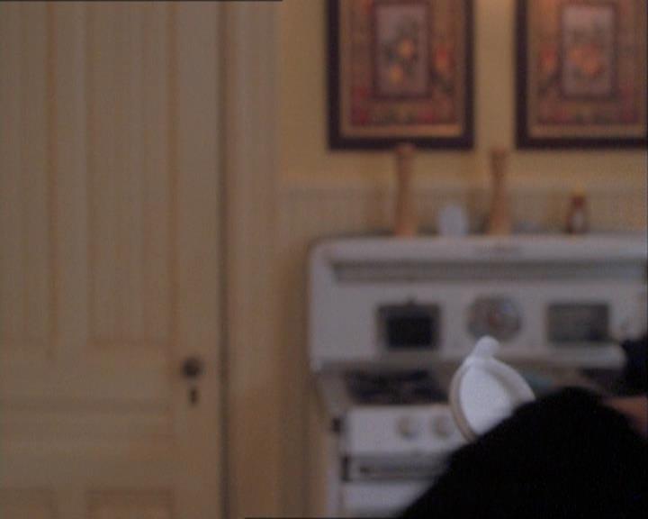 Charmed-Online_dot_net-1x03ThankYouForNotMorphing0389.jpg Charmed-Online_dot_net-1x03ThankYouForNotMorphing0389.jpg