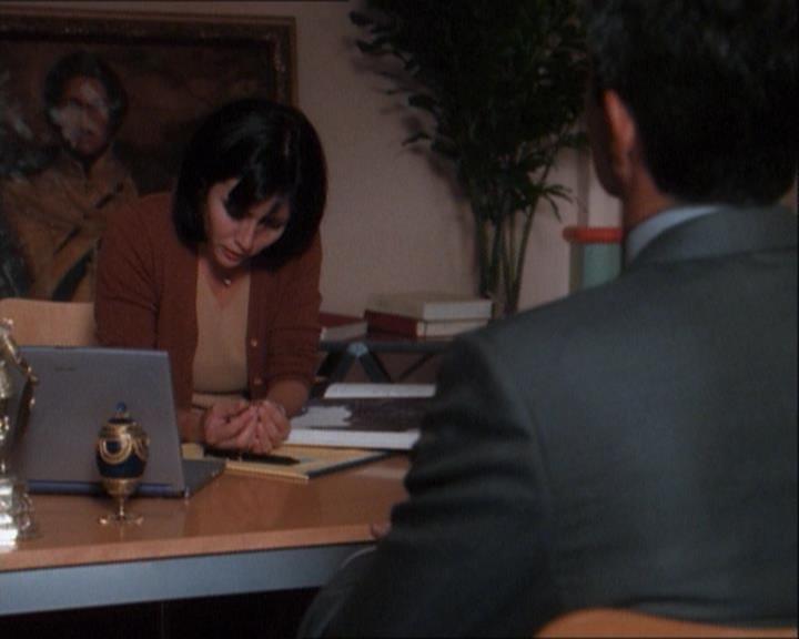 Charmed-Online_dot_net-1x03ThankYouForNotMorphing0467.jpg