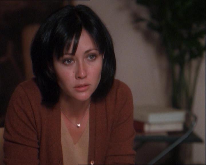 Charmed-Online_dot_net-1x03ThankYouForNotMorphing0476.jpg Charmed-Online_dot_net-1x03ThankYouForNotMorphing0476.jpg