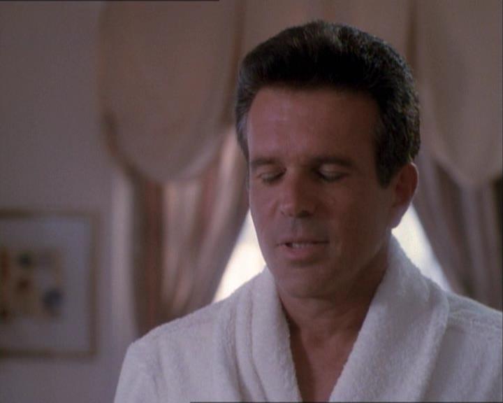 Charmed-Online_dot_net-1x03ThankYouForNotMorphing0671.jpg Charmed-Online_dot_net-1x03ThankYouForNotMorphing0671.jpg