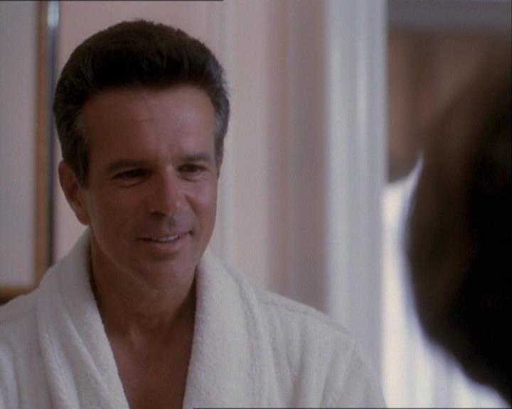 Charmed-Online_dot_net-1x03ThankYouForNotMorphing0715.jpg Charmed-Online_dot_net-1x03ThankYouForNotMorphing0715.jpg