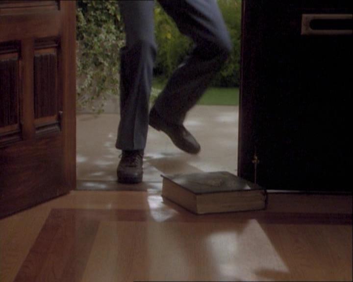 Charmed-Online_dot_net-1x03ThankYouForNotMorphing0846.jpg Charmed-Online_dot_net-1x03ThankYouForNotMorphing0846.jpg