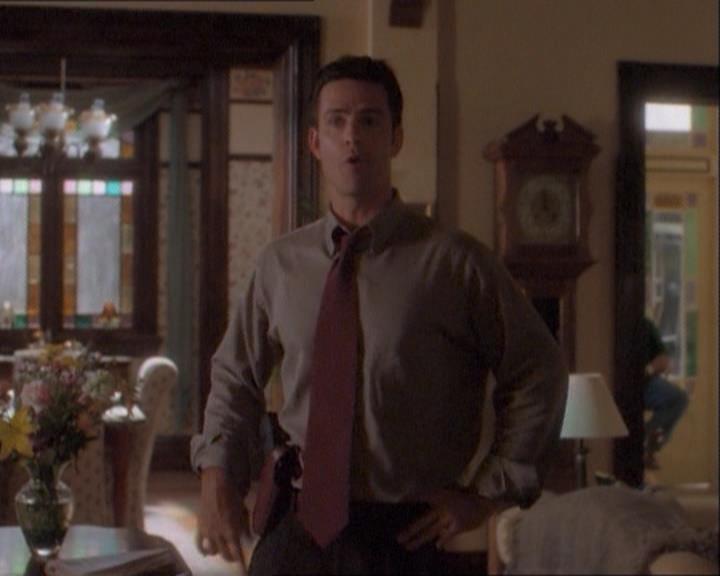 Charmed-Online_dot_net-1x03ThankYouForNotMorphing0881.jpg Charmed-Online_dot_net-1x03ThankYouForNotMorphing0881.jpg