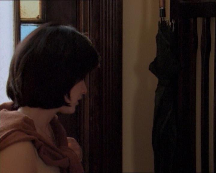 Charmed-Online_dot_net-1x03ThankYouForNotMorphing0884.jpg Charmed-Online_dot_net-1x03ThankYouForNotMorphing0884.jpg