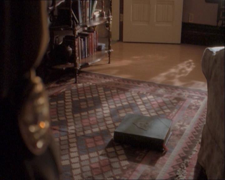 Charmed-Online_dot_net-1x03ThankYouForNotMorphing0891.jpg Charmed-Online_dot_net-1x03ThankYouForNotMorphing0891.jpg