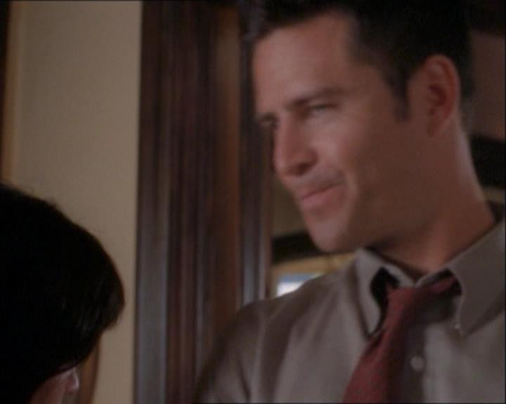 Charmed-Online_dot_net-1x03ThankYouForNotMorphing0929.jpg