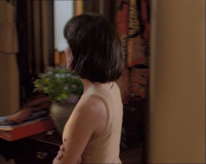 Charmed-Online_dot_net-1x03ThankYouForNotMorphing0932.jpg Charmed-Online_dot_net-1x03ThankYouForNotMorphing0932.jpg