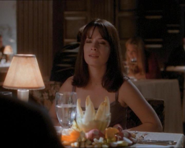 Charmed-Online_dot_net-1x03ThankYouForNotMorphing1104.jpg Charmed-Online_dot_net-1x03ThankYouForNotMorphing1104.jpg