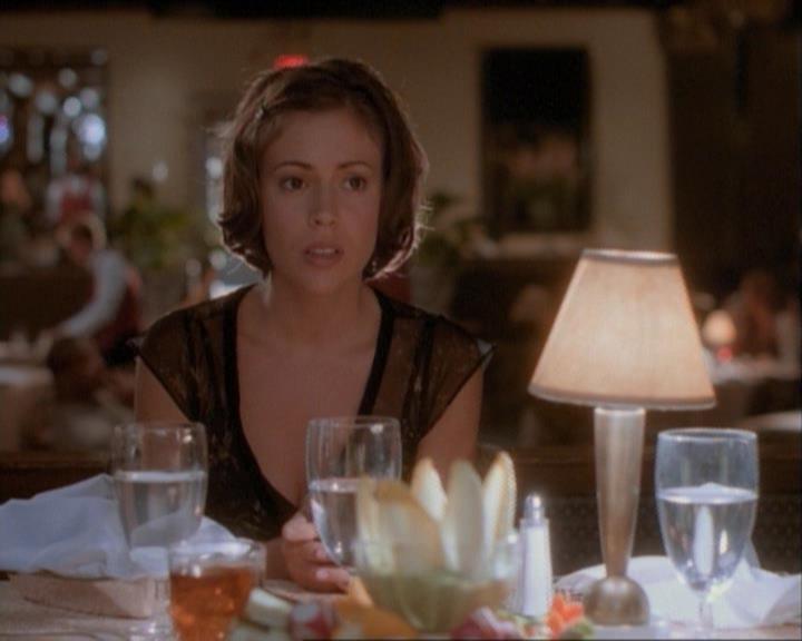 Charmed-Online_dot_net-1x03ThankYouForNotMorphing1107.jpg