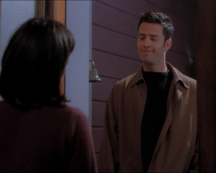 Charmed-Online_dot_net-1x03ThankYouForNotMorphing1134.jpg Charmed-Online_dot_net-1x03ThankYouForNotMorphing1134.jpg