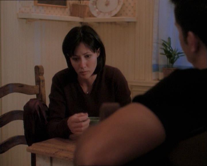 Charmed-Online_dot_net-1x03ThankYouForNotMorphing1160.jpg Charmed-Online_dot_net-1x03ThankYouForNotMorphing1160.jpg