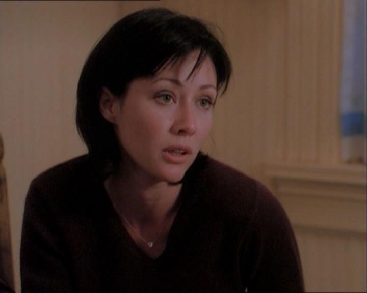 Charmed-Online_dot_net-1x03ThankYouForNotMorphing1179.jpg Charmed-Online_dot_net-1x03ThankYouForNotMorphing1179.jpg